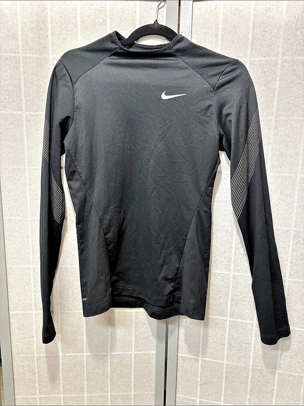Nike Long Sleeve Athletic Top in Black